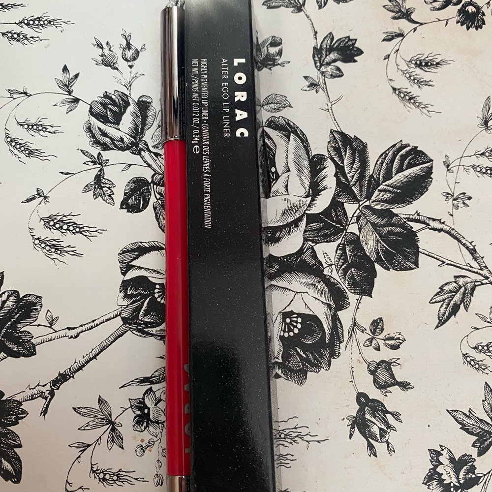 Lorac alter ego lip liner